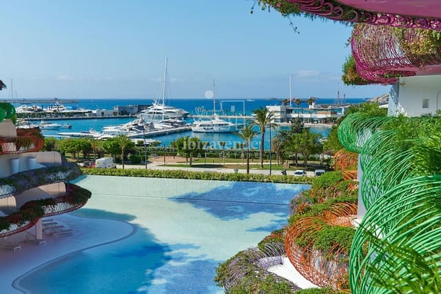 2 soverom Leilighet til salgs i Ibiza by med svømmebasseng garasje - € 1 200 000 (Ref: 9041770)