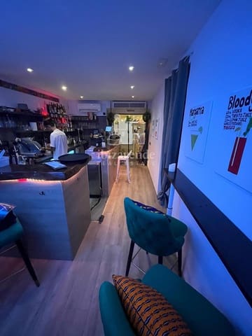 Kommersiell til leie i Ibiza by - € 1 700 (Ref: 9041780)