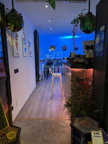 Kommersiell til leie i Ibiza by - € 1 700 (Ref: 9041780)