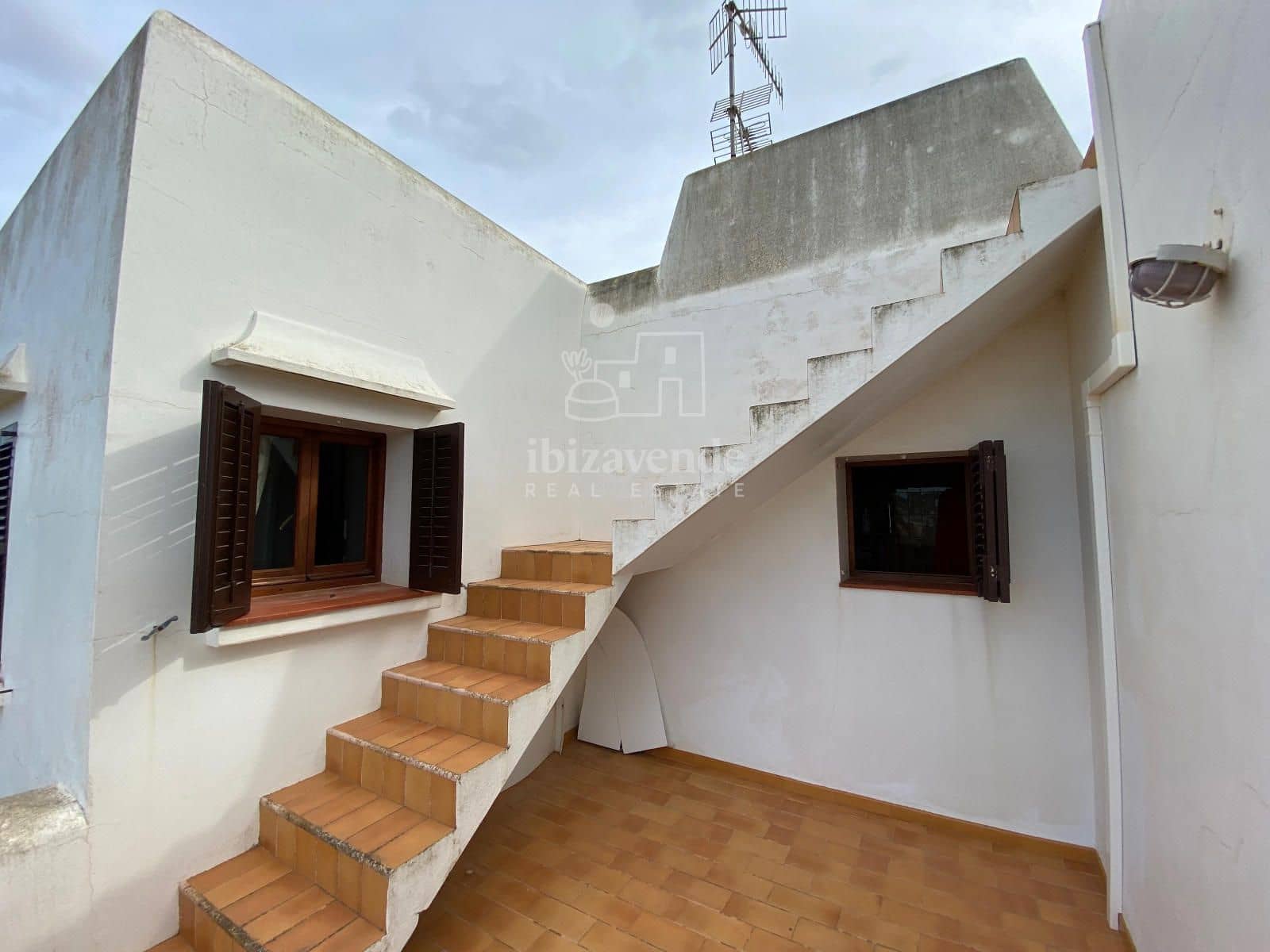 4 soveværelse Villa til salg i Sant Agusti des Vedra med garage - € 2.300.000 (Ref: 9041782)