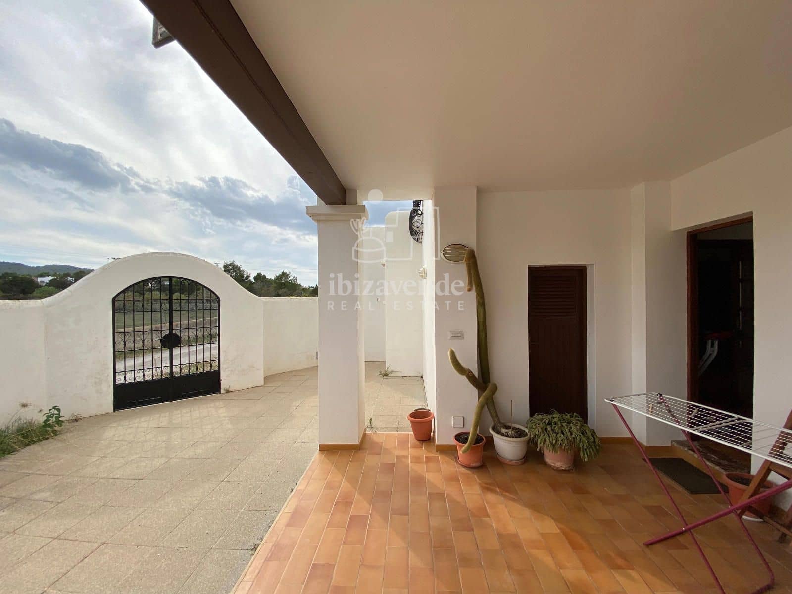 4 soveværelse Villa til salg i Sant Agusti des Vedra med garage - € 2.300.000 (Ref: 9041782)