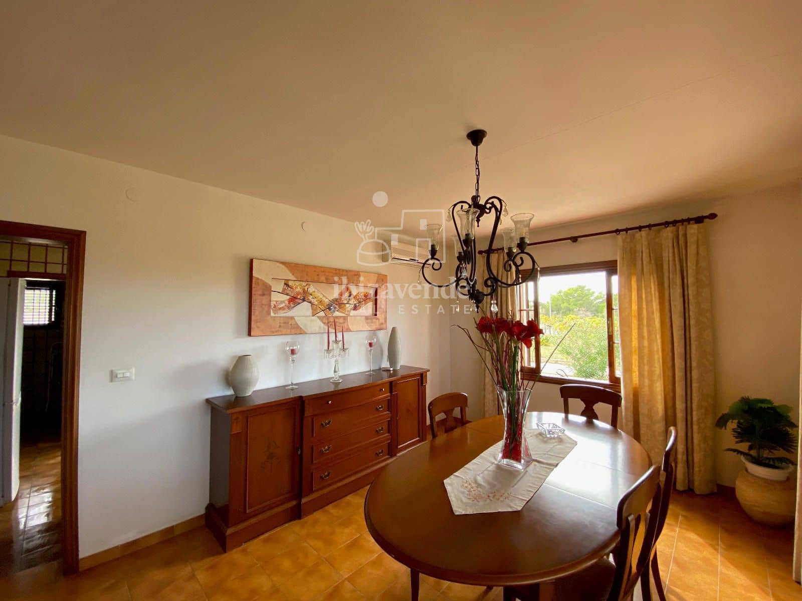 4 soveværelse Villa til salg i Sant Agusti des Vedra med garage - € 2.300.000 (Ref: 9041782)