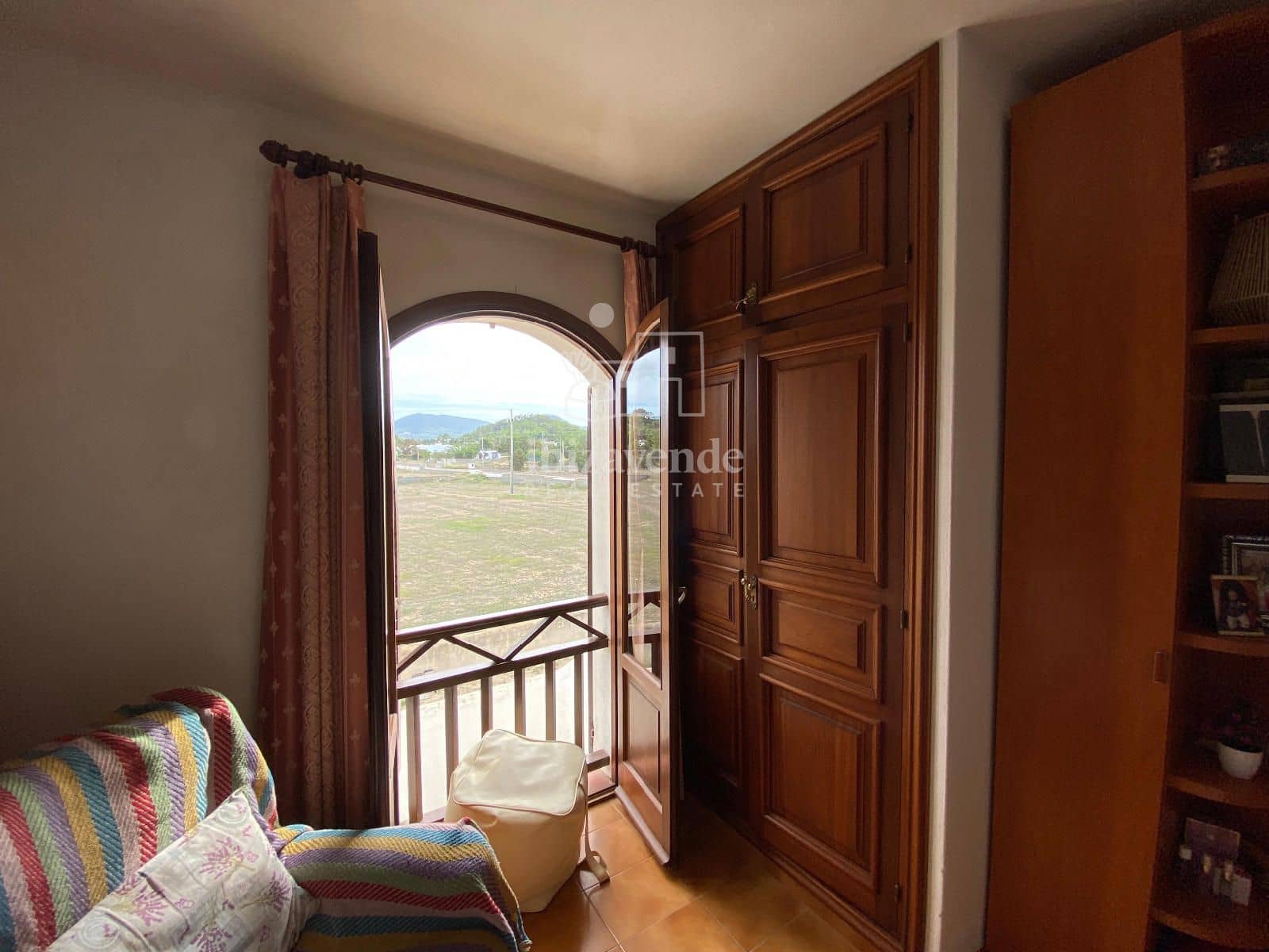 4 soveværelse Villa til salg i Sant Agusti des Vedra med garage - € 2.300.000 (Ref: 9041782)