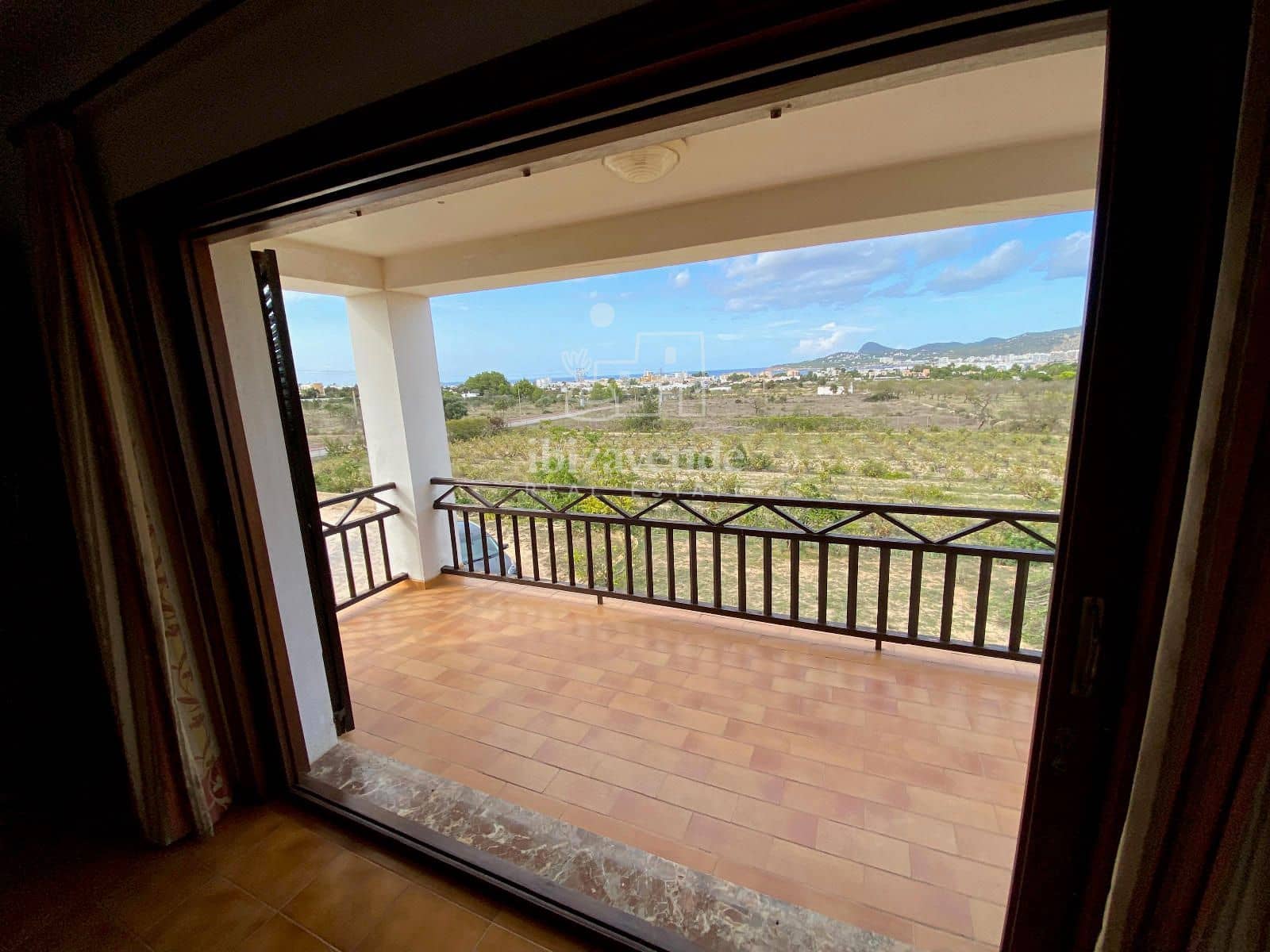 4 soveværelse Villa til salg i Sant Agusti des Vedra med garage - € 2.300.000 (Ref: 9041782)