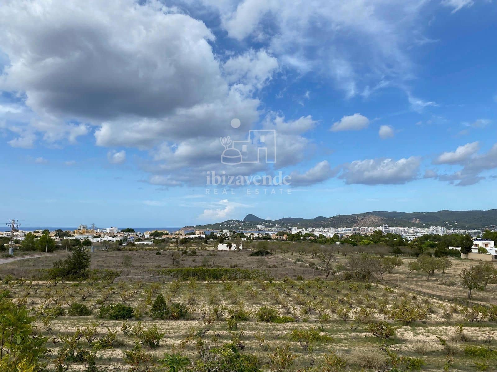 4 soveværelse Villa til salg i Sant Agusti des Vedra med garage - € 2.300.000 (Ref: 9041782)