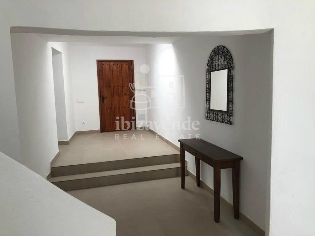 4 chambre Villa/Maison à vendre à Cala Moli avec piscine garage - 3 720 000 € (Ref: 9041791)