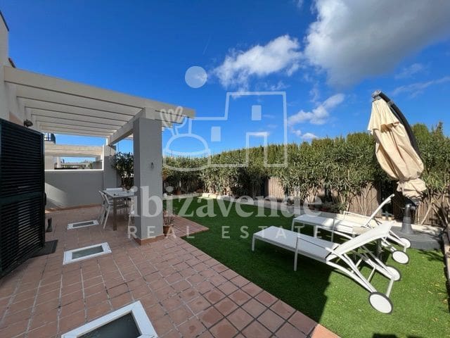 3 sypialnia Willa na sprzedaż w Cala Tarida, San Jose / Sant Josep de Sa Talaia z basenem garażem - 795 000 € (Ref: 9041792)
