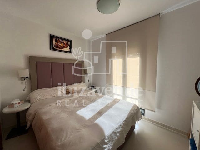 3 soverom Villa til salgs i Cala Tarida med svømmebasseng garasje - € 795 000 (Ref: 9041792)