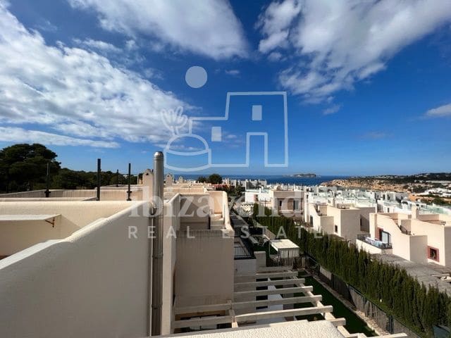 3 soverom Villa til salgs i Cala Tarida med svømmebasseng garasje - € 795 000 (Ref: 9041792)