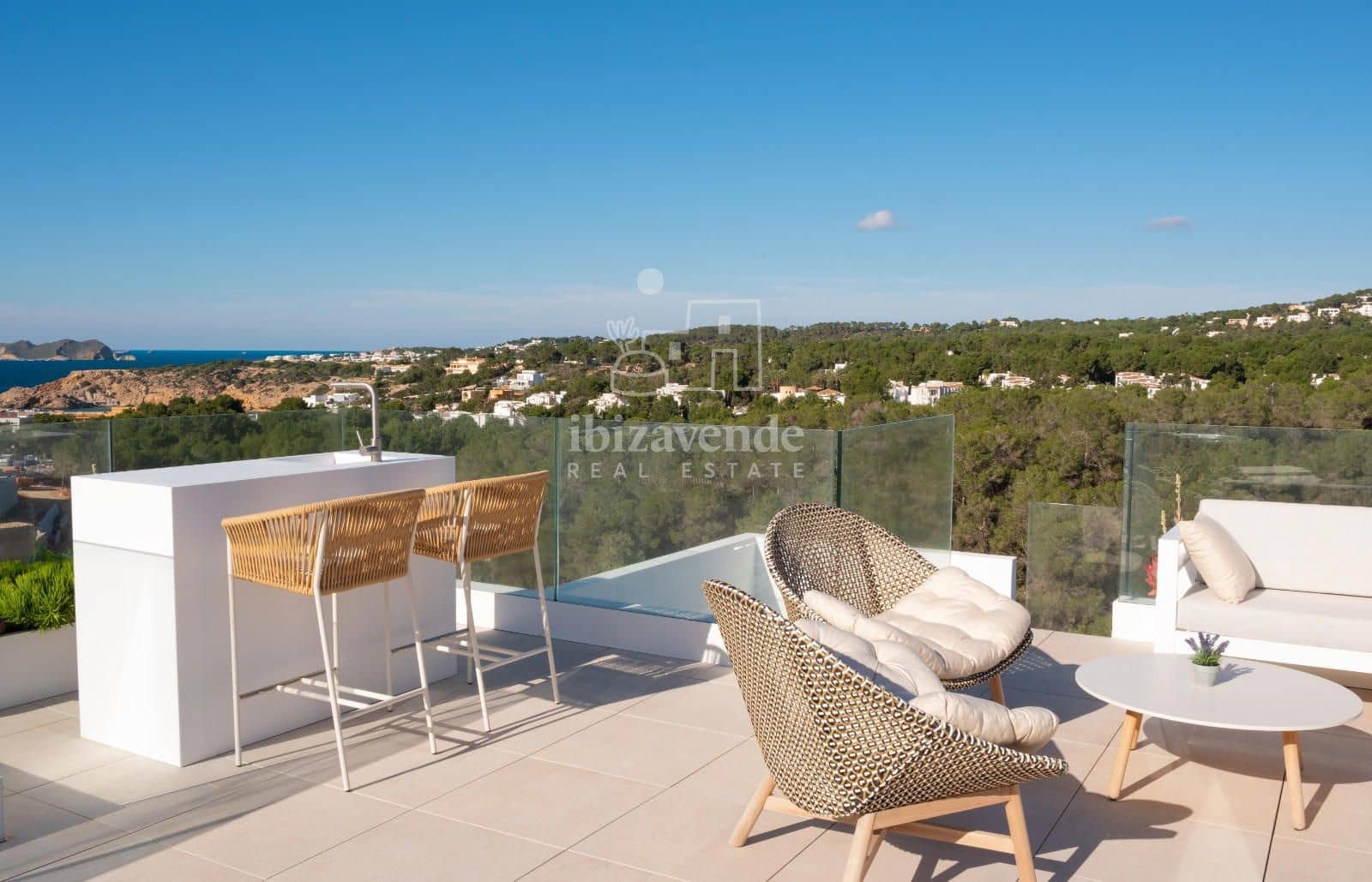 3 soverom Villa til salgs i Cala Tarida med svømmebasseng garasje - € 949 500 (Ref: 9041795)