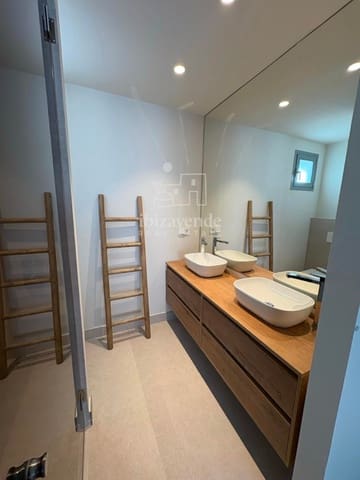 2 camera da letto Appartamento in vendita in Cala Gracio, Sant Antoni de Portmany con piscina garage - 780.000 € (Rif: 9049814)