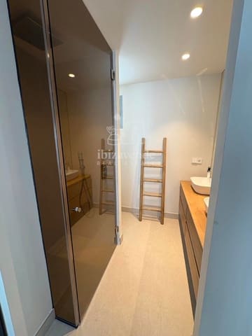 2 camera da letto Appartamento in vendita in Cala Gracio, Sant Antoni de Portmany con piscina garage - 780.000 € (Rif: 9049814)