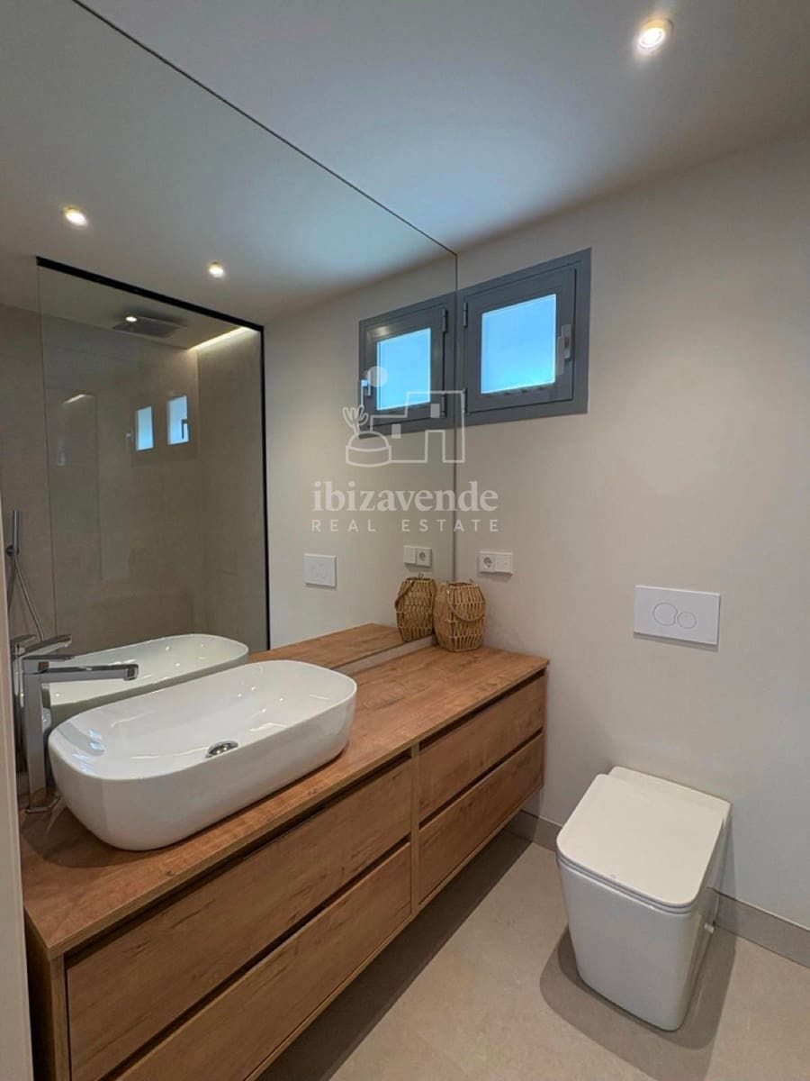 2 soveværelse Lejlighed til salg i Cala Gracio med swimmingpool garage - € 550.000 (Ref: 9049815)