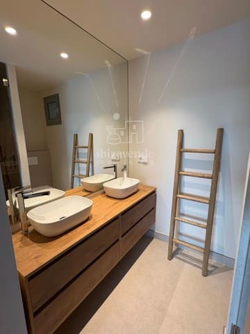 2 sypialnia Mieszkanie na sprzedaż w Cala Gracio, Sant Antoni de Portmany z basenem garażem - 550 000 € (Ref: 9049815)