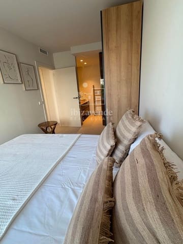 2 sypialnia Mieszkanie na sprzedaż w Cala Gracio, Sant Antoni de Portmany z basenem garażem - 550 000 € (Ref: 9049815)