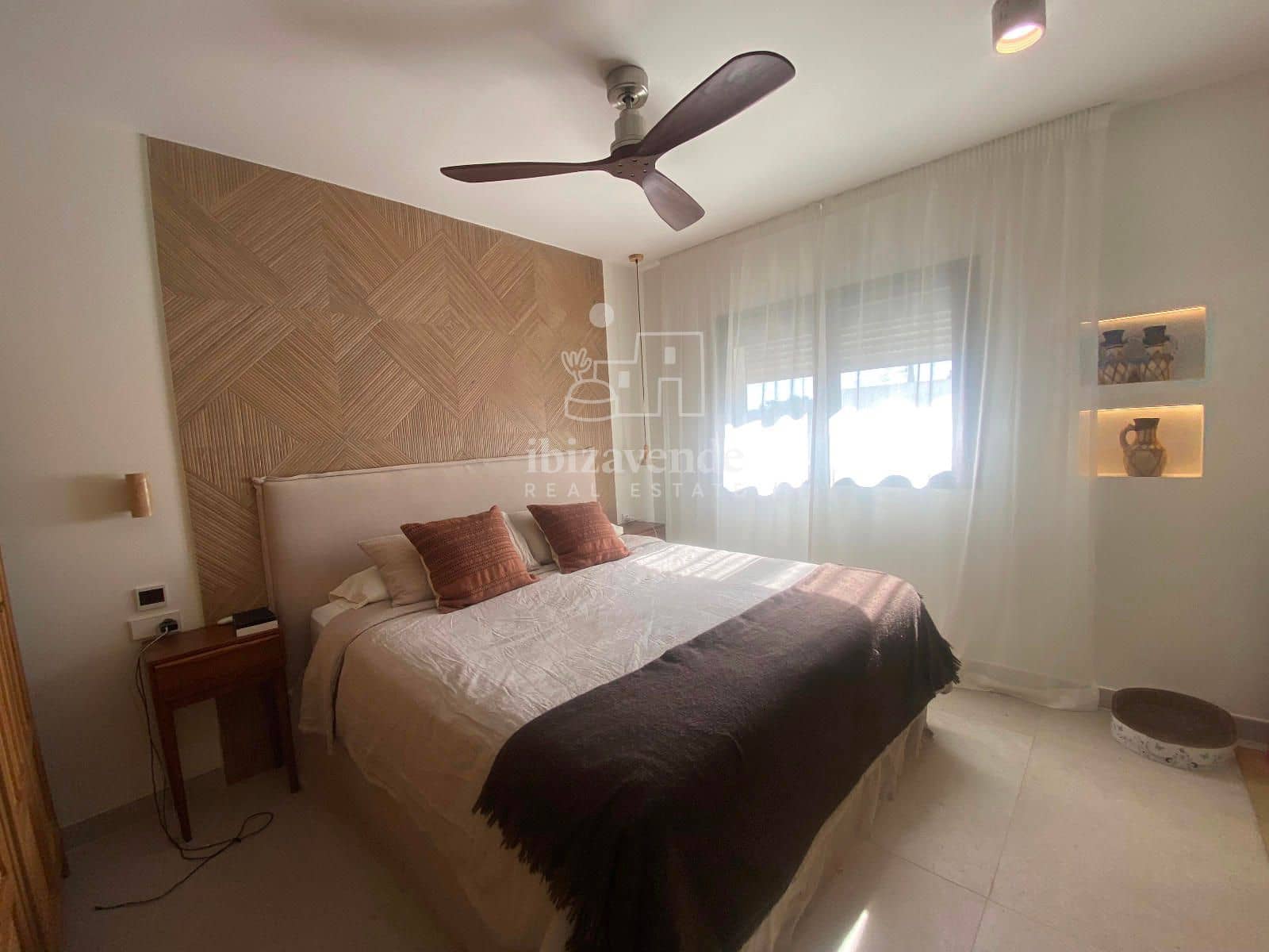 3 bedroom Townhouse for rent in Sant Antoni de Portmany with pool garage - € 9,500 (Ref: 9086084)