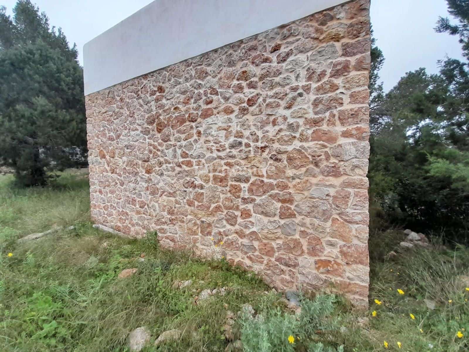 Villa for sale in Santa Eulalia / Santa Eularia - € 1,500,000 (Ref: 9099889)