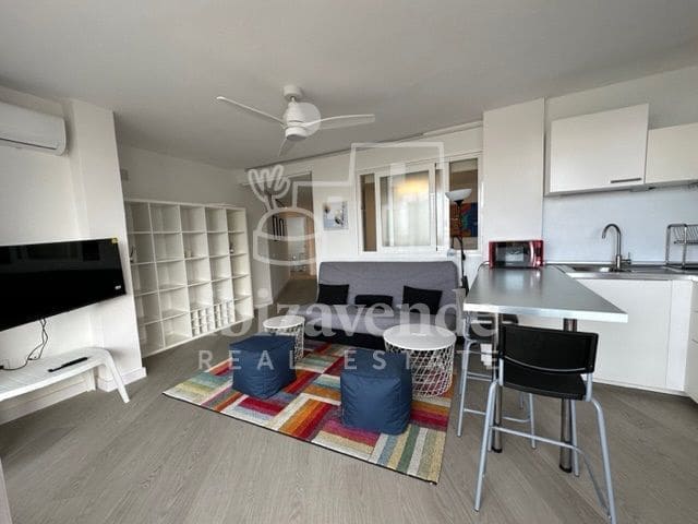 2 bedroom Flat for rent in Ibiza / Eivissa town with pool - € 4,000 (Ref: 9111585)