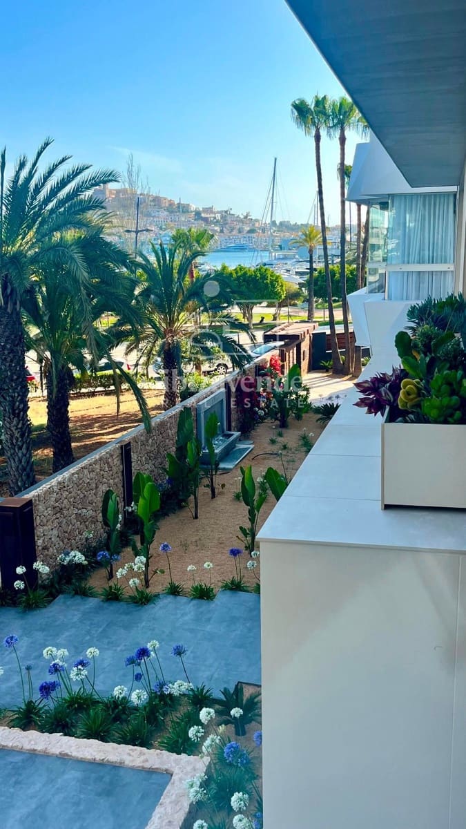 4 soverom Leilighet til salgs i Ibiza by med svømmebasseng garasje - € 4 250 000 (Ref: 9111586)
