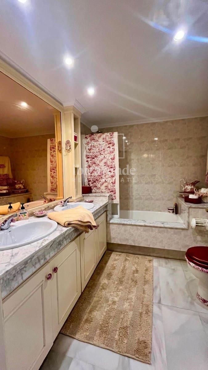 4 soverom Leilighet til salgs i Ibiza by med svømmebasseng garasje - € 4 250 000 (Ref: 9111586)