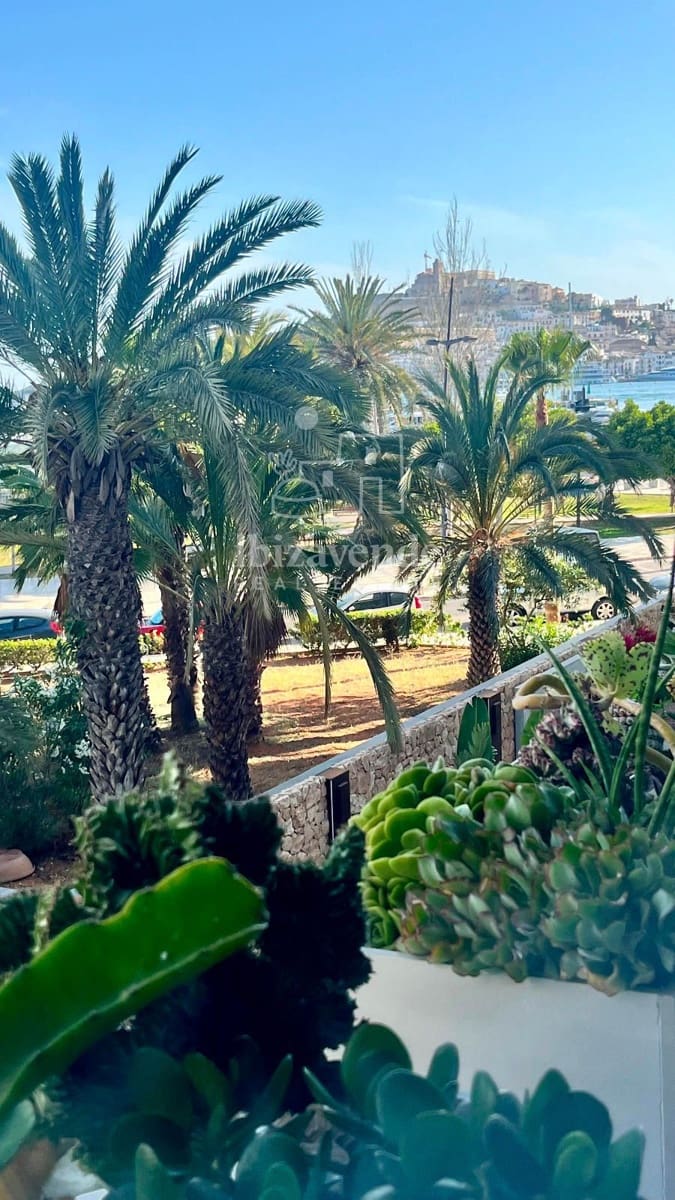 4 soverom Leilighet til salgs i Ibiza by med svømmebasseng garasje - € 4 250 000 (Ref: 9111586)