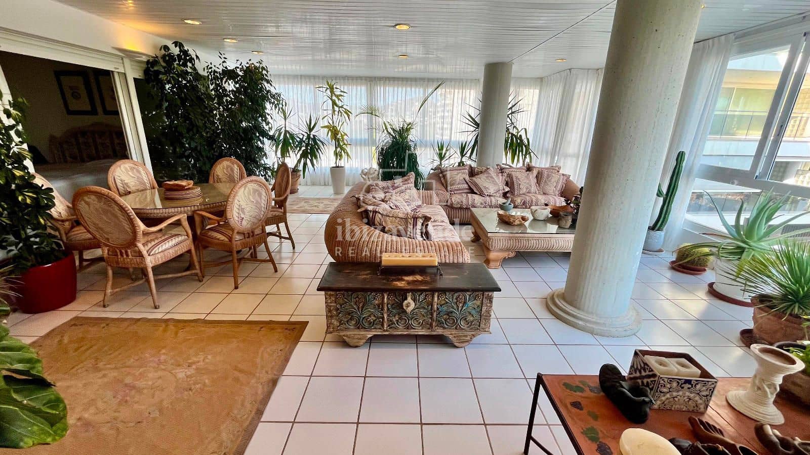 4 soverom Leilighet til salgs i Ibiza by med svømmebasseng garasje - € 4 250 000 (Ref: 9111586)