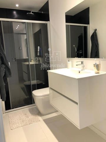 2 slaapkamer Flat te huur in Nuestra Señora de Jesus, Santa Eulalia / Santa Eularia - € 12.000 (Ref: 9111587)