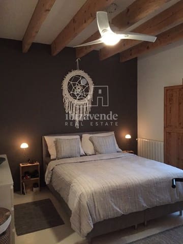 6 quarto Moradia para venda em Sant Antoni de Portmany com piscina garagem - 2 590 000 € (Ref: 9111589)