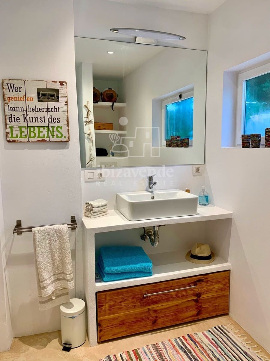 6 soverom Villa til salgs i Sant Antoni de Portmany med svømmebasseng garasje - € 2 590 000 (Ref: 9111589)