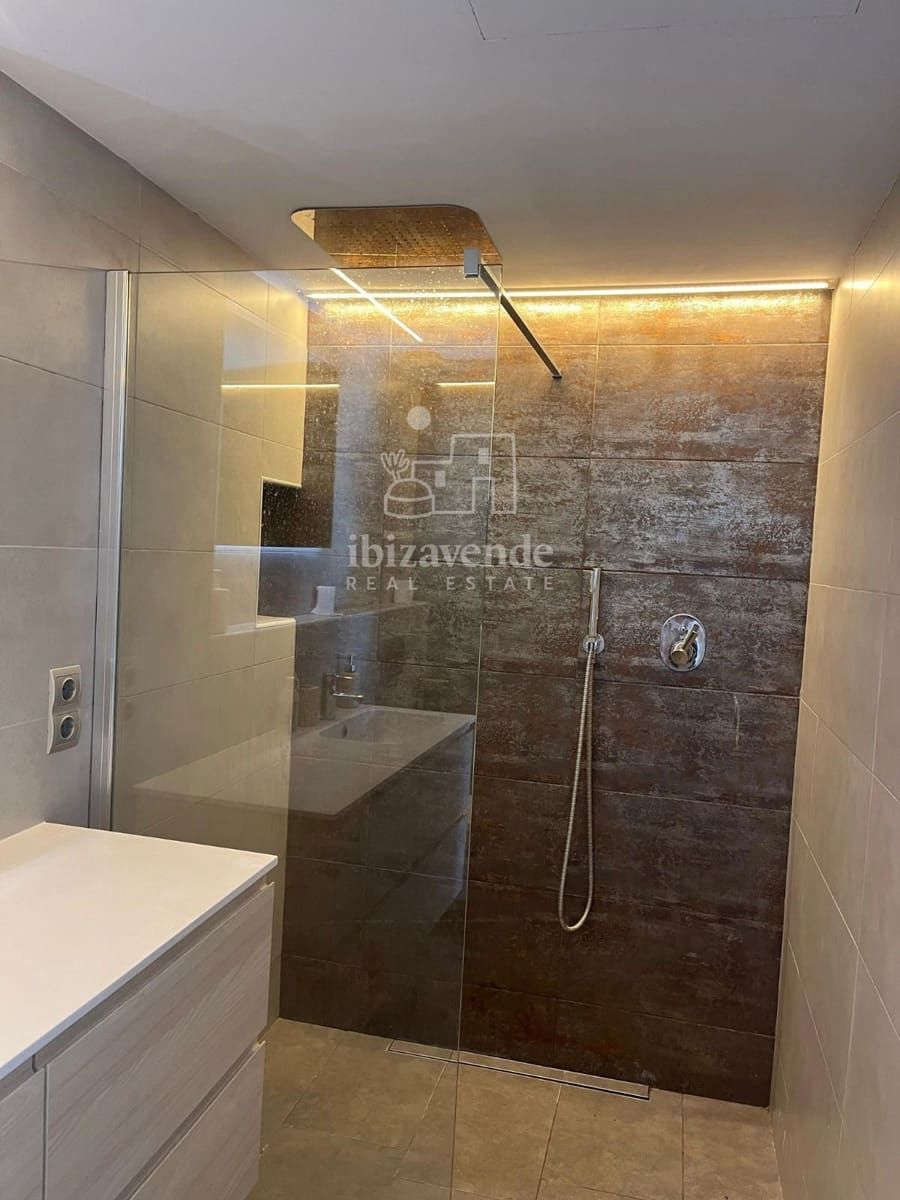 2 soverom Penthouse til leie i Ibiza by med garasje - € 3 500 (Ref: 9113281)