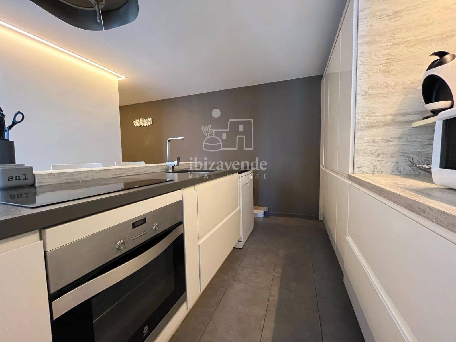 2 soverom Penthouse til leie i Ibiza by med garasje - € 3 500 (Ref: 9113281)