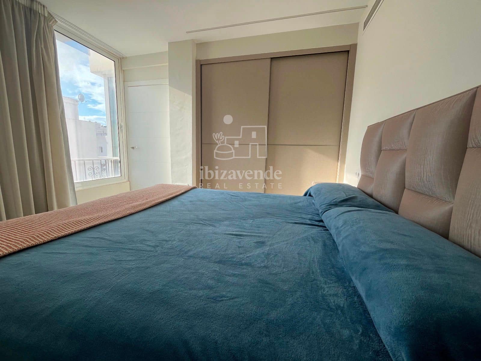 2 soverom Penthouse til leie i Ibiza by med garasje - € 3 500 (Ref: 9113281)