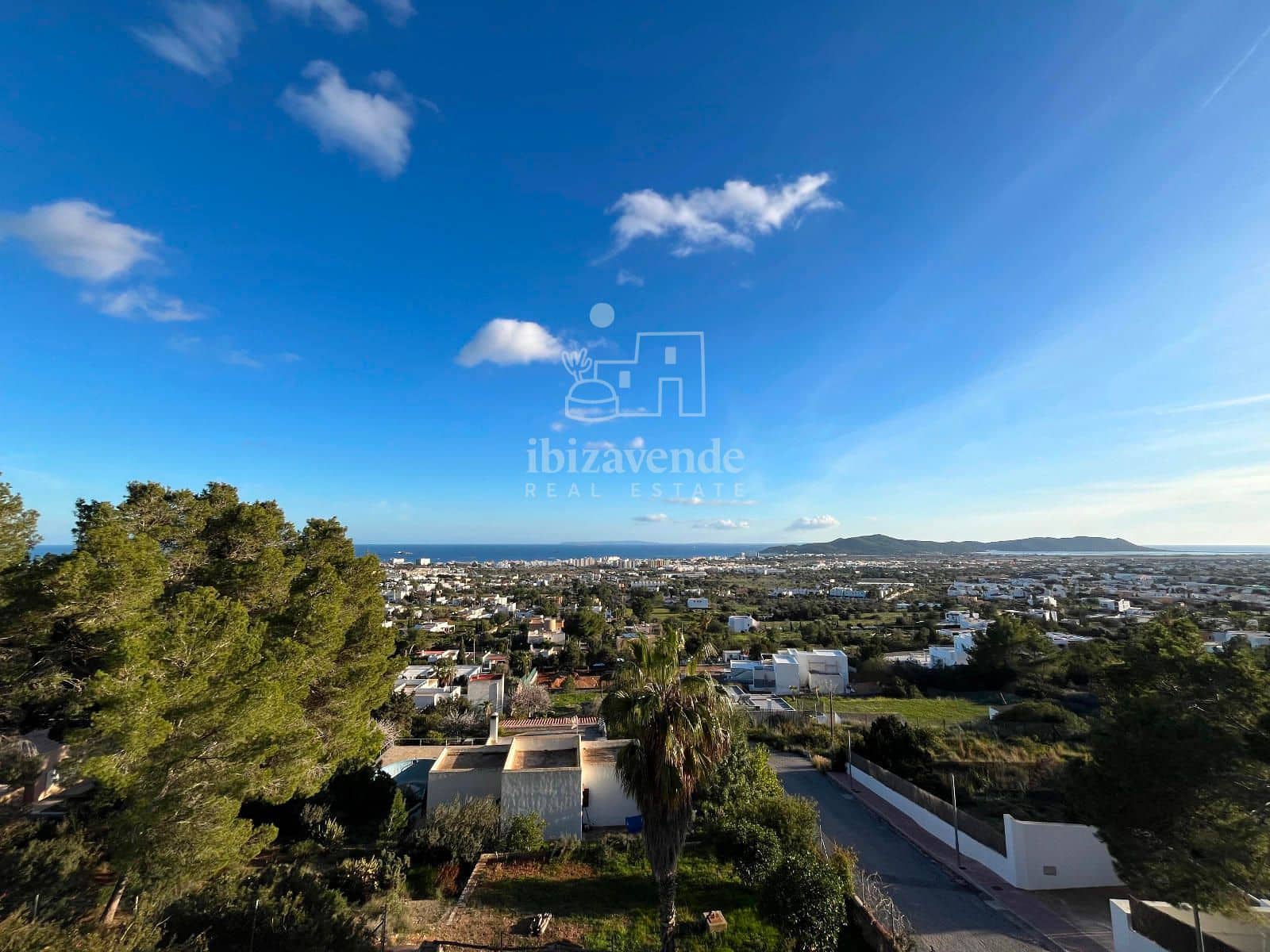 2 soveværelse Byhus til leje i Ibiza by - € 1.500 (Ref: 9113282)