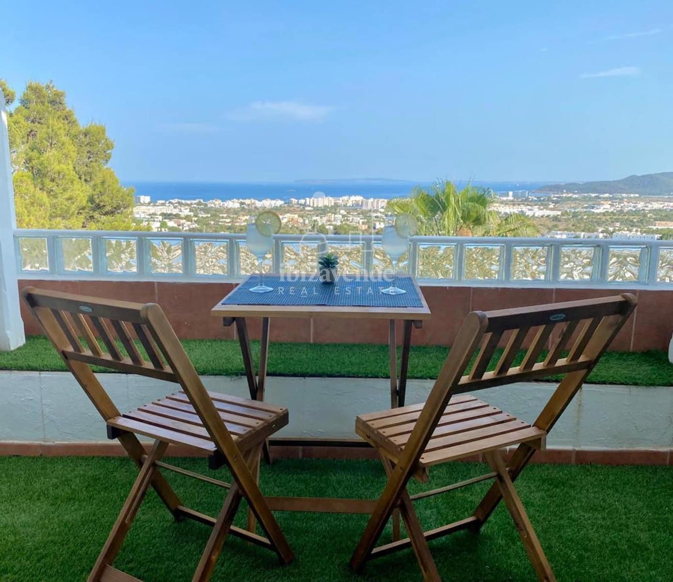 2 soveværelse Byhus til leje i Ibiza by - € 1.500 (Ref: 9113282)