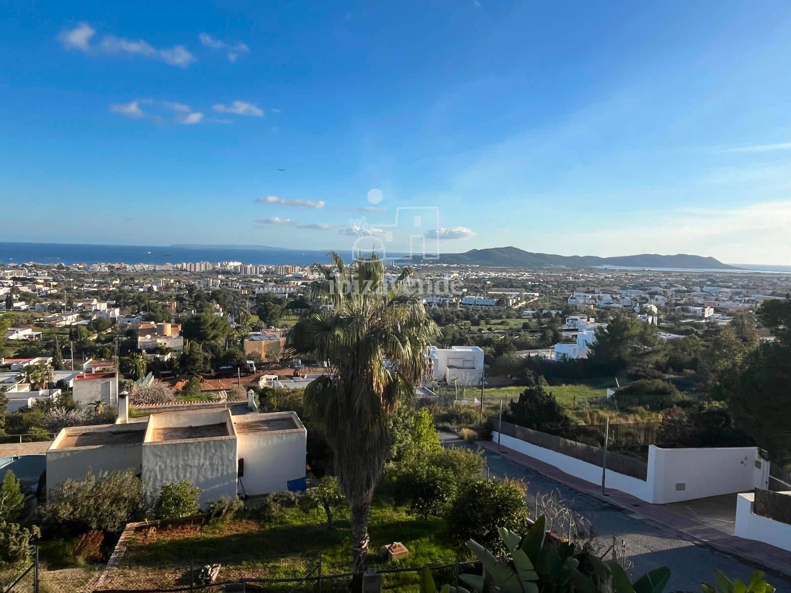 2 soveværelse Byhus til leje i Ibiza by - € 1.500 (Ref: 9113282)