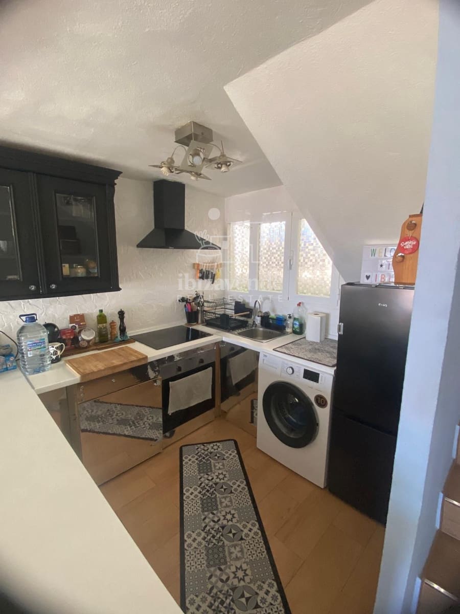 2 soveværelse Byhus til leje i Ibiza by - € 1.500 (Ref: 9113282)