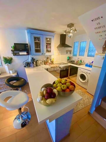 2 makuuhuone Omakotitalo vuokrattavana paikassa Ibiza kaupunki - 3 500 € (Ref: 9113282)