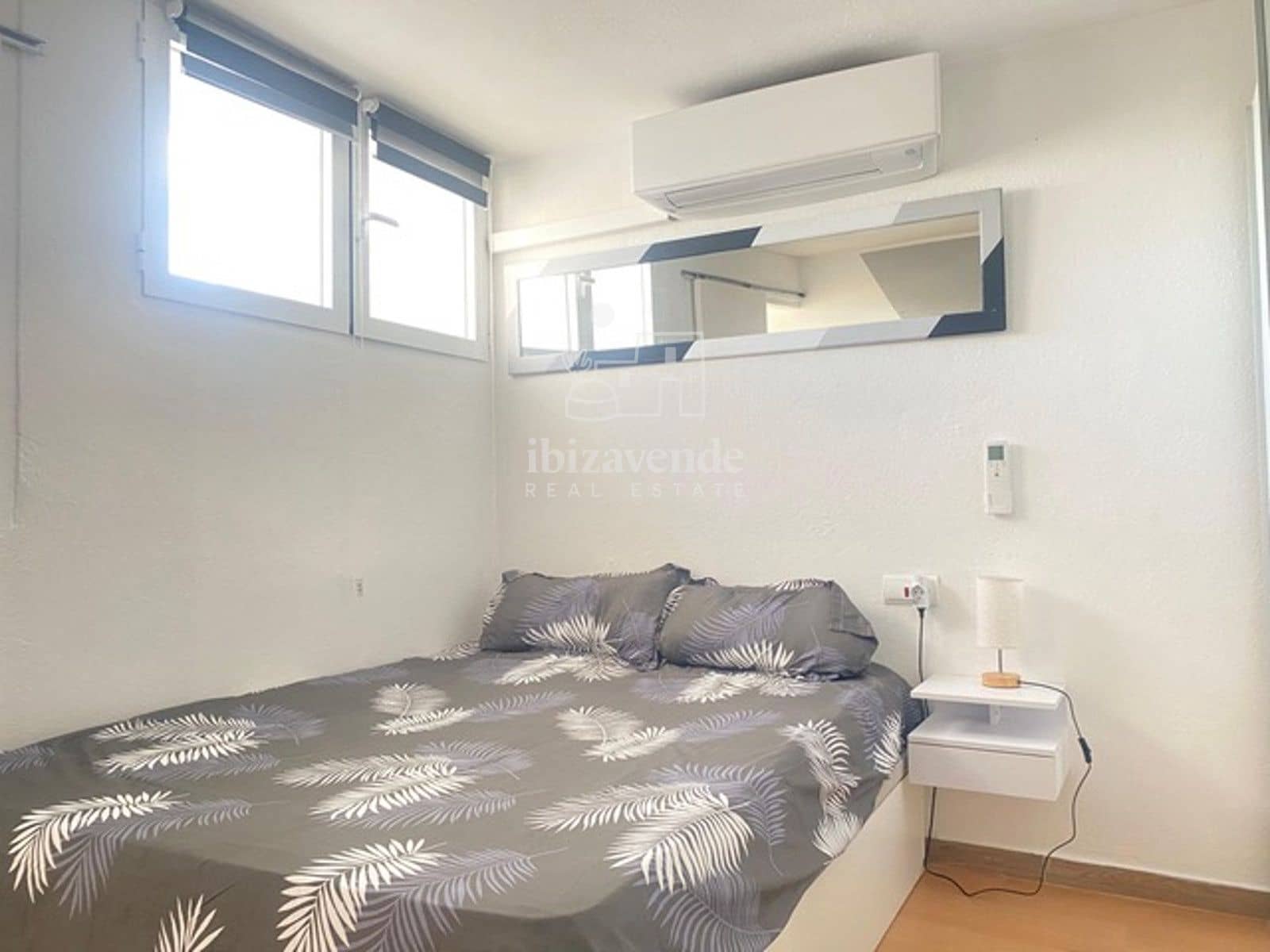 2 soveværelse Byhus til leje i Ibiza by - € 1.500 (Ref: 9113282)