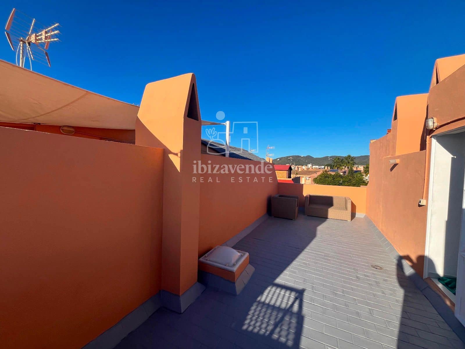 3 quarto Casa em Banda para arrendar em Sant Jordi de Ses Salines com garagem - 4 000 € (Ref: 9115381)