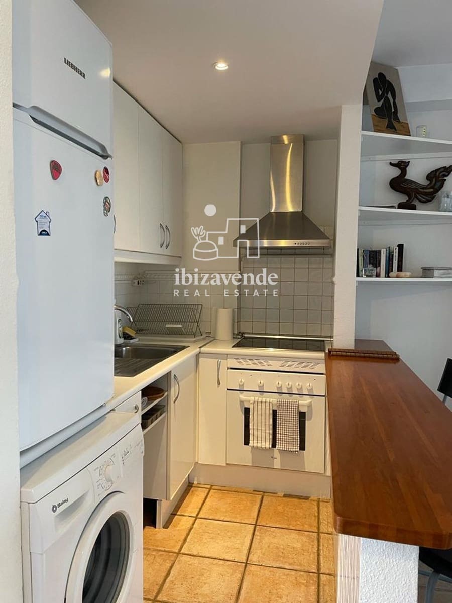 1 sovrum Lägenhet att hyra i Santa Eulalia / Santa Eularia med pool garage - 3 000 € (Ref: 9116833)