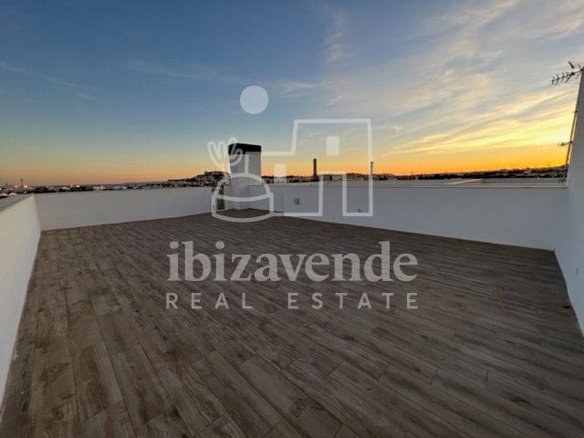 3 Zimmer Wohnung zu vermieten in Ibiza / Eivissa Stadt mit Pool Garage - 5.000 € (Ref: 9116834)