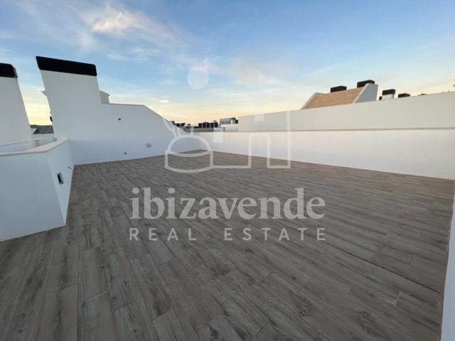 3 Zimmer Wohnung zu vermieten in Ibiza / Eivissa Stadt mit Pool Garage - 5.000 € (Ref: 9116834)