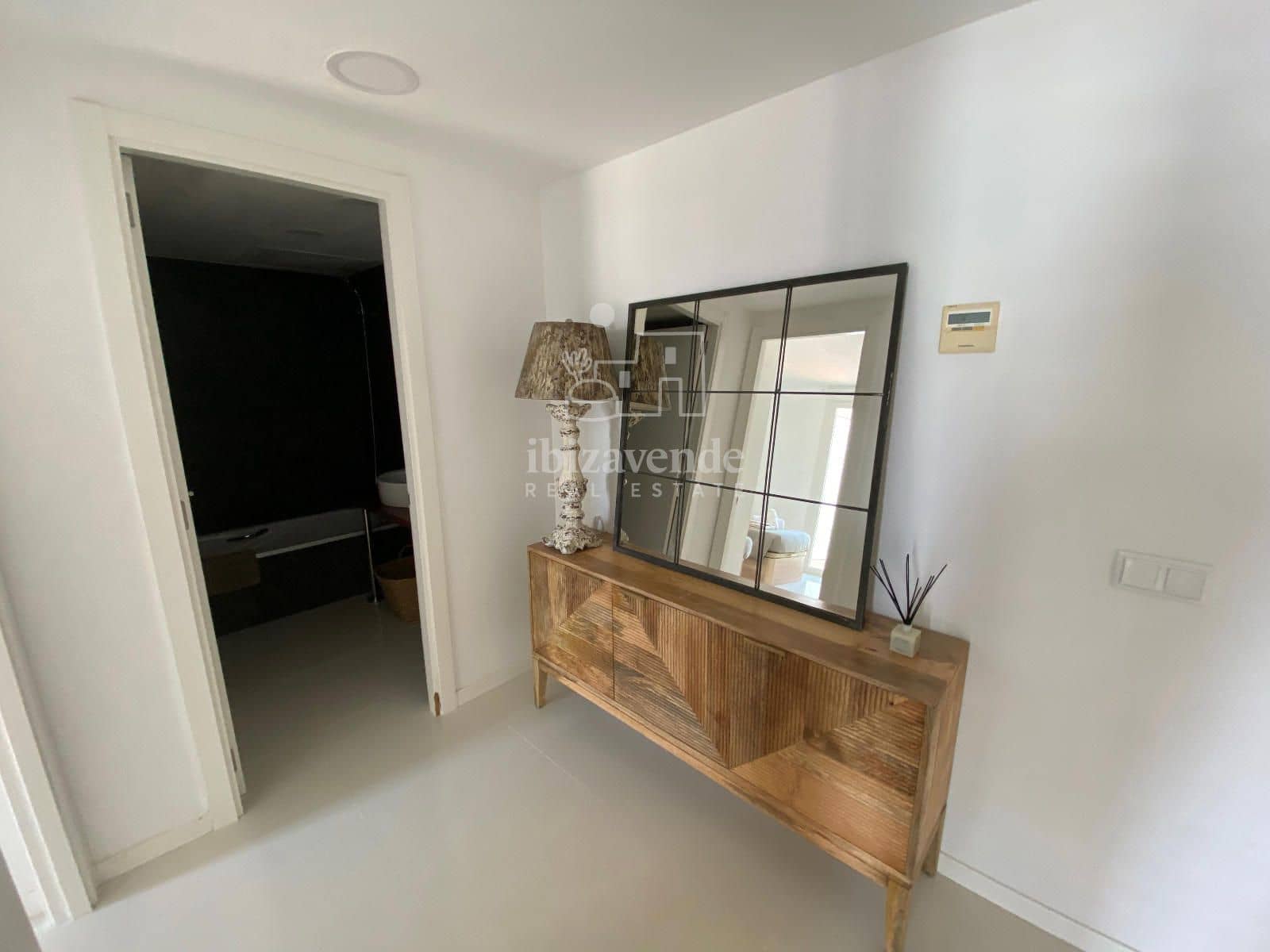 2 quarto Apartamento para arrendar em Ibiza / Eivissa cidade com piscina - 1 500 € (Ref: 9116835)