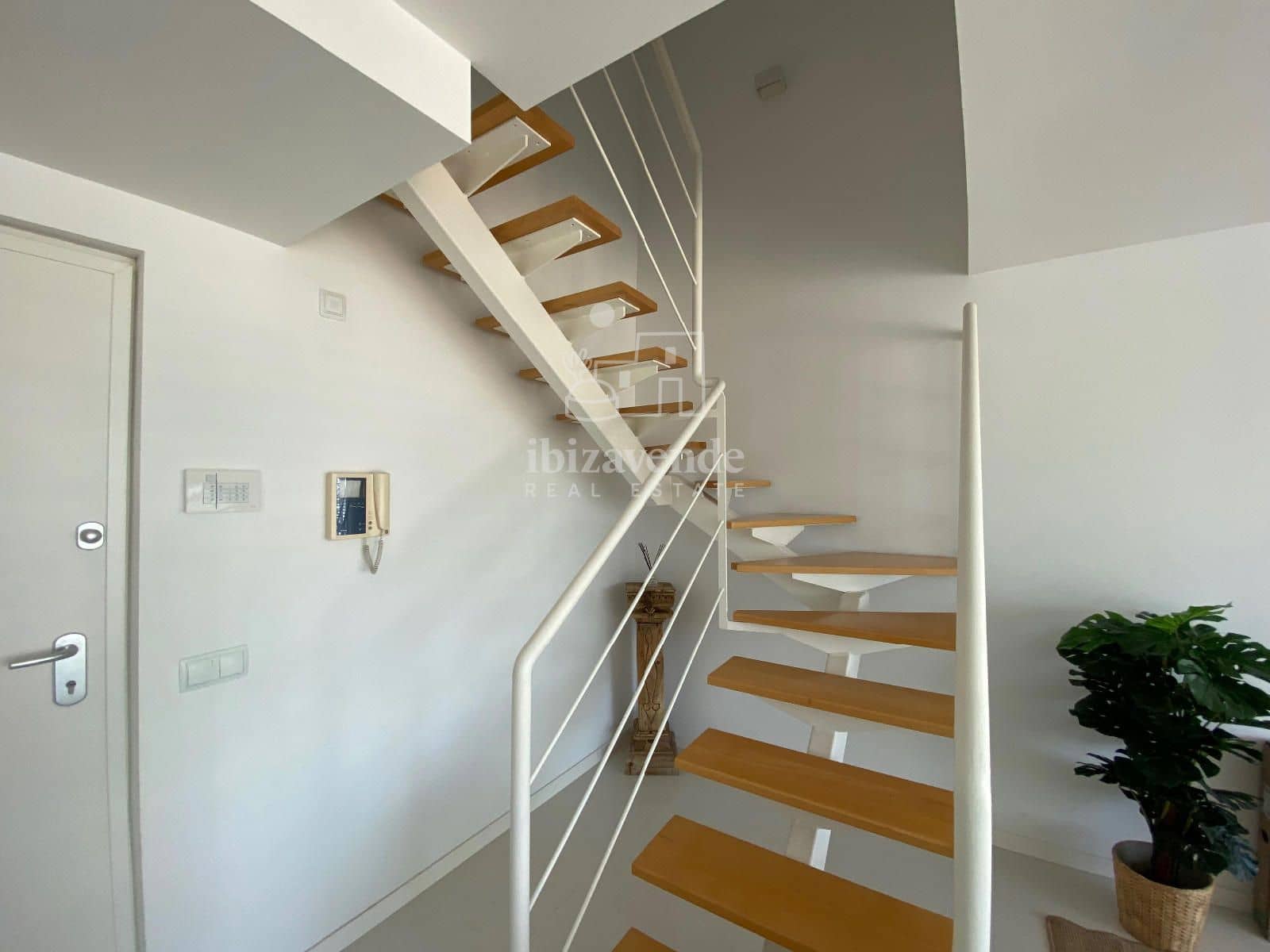 2 quarto Apartamento para arrendar em Ibiza / Eivissa cidade com piscina - 1 500 € (Ref: 9116835)