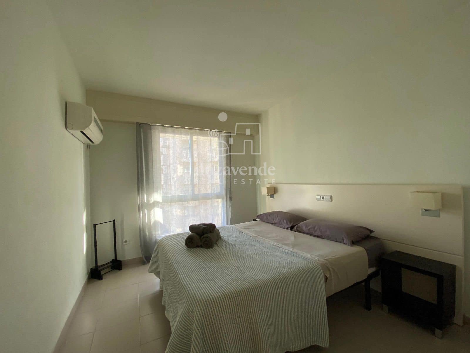 2 bedroom Flat for rent in Ibiza / Eivissa town with pool - € 3,500 (Ref: 9116836)