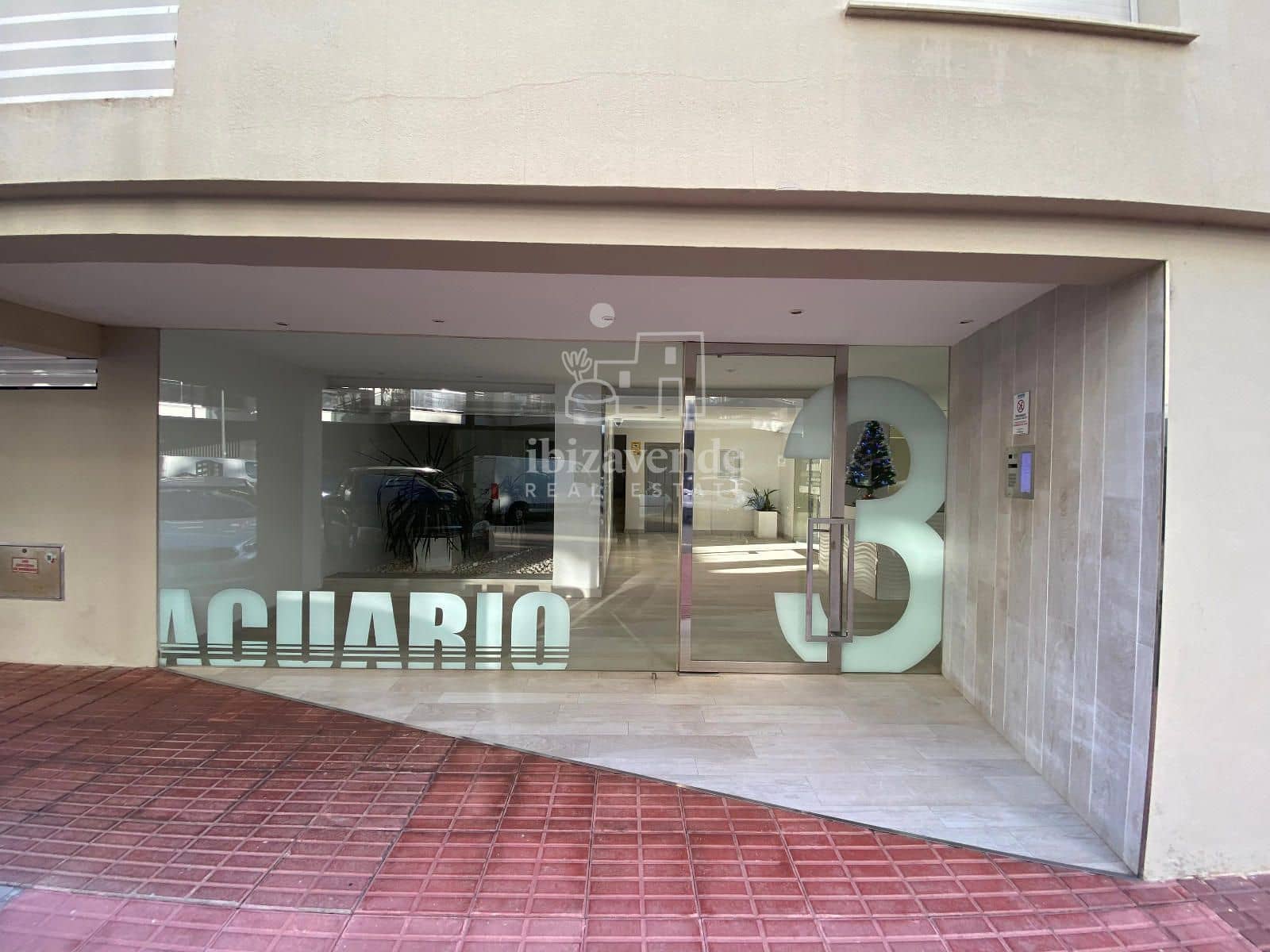 2 bedroom Flat for rent in Ibiza / Eivissa town with pool - € 3,500 (Ref: 9116836)