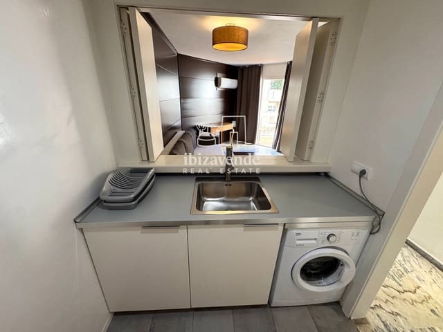 Piso de 2 habitaciones en Ibiza / Eivissa ciudad en venta con piscina - 750.000 € (Ref: 9116836)