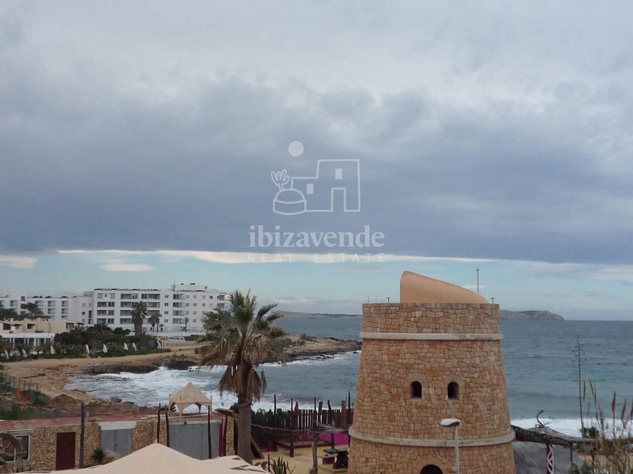 2 sypialnia Mieszkanie do wynajęcia w Cala d'en Bou z basenem garażem - 4 000 € (Ref: 9116838)