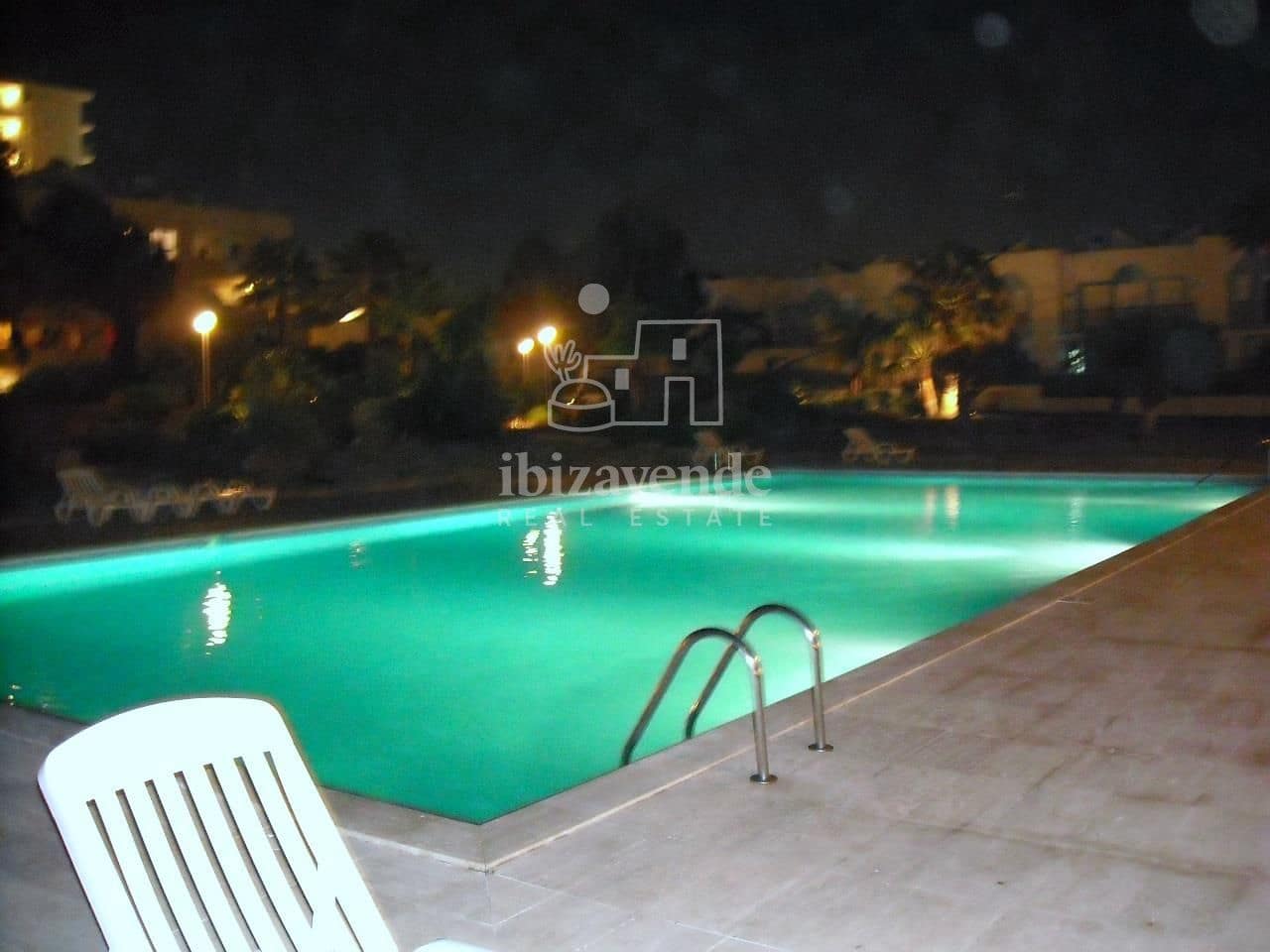 2 sypialnia Mieszkanie do wynajęcia w Cala d'en Bou z basenem garażem - 4 000 € (Ref: 9116838)