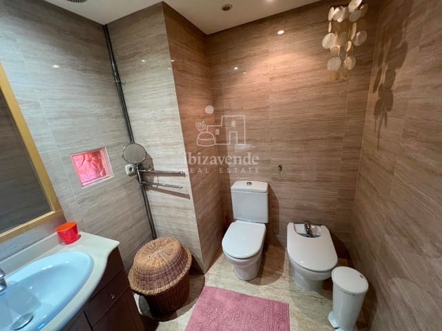 3 bedroom Flat for rent in Roca Llisa, Santa Eulalia / Santa Eularia with pool garage - € 2,350 (Ref: 9118011)